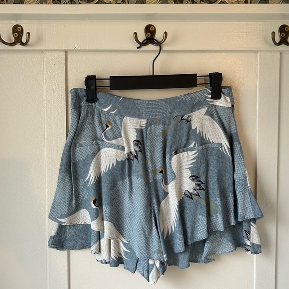 Zara Ruffle Crane Shorts - Picture 6 of 7